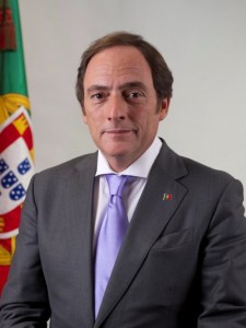 Paulo Portas headshot